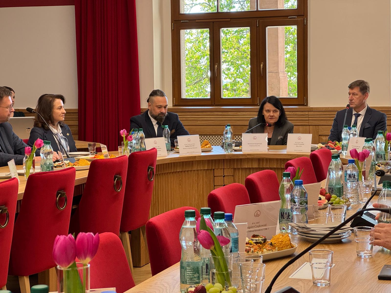 Medycyna taktyczna w programie kształcenia PUM