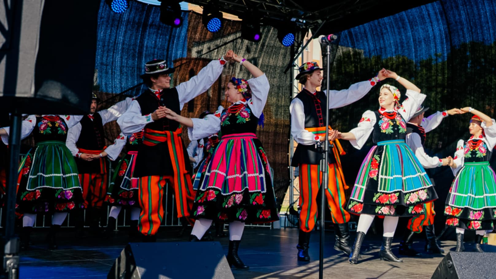  Z folklorem w sercu Europy – Zespół Pieśni i Tańca Pomorza Zachodniego PUM na Festiwalu Hanzeatyckim!