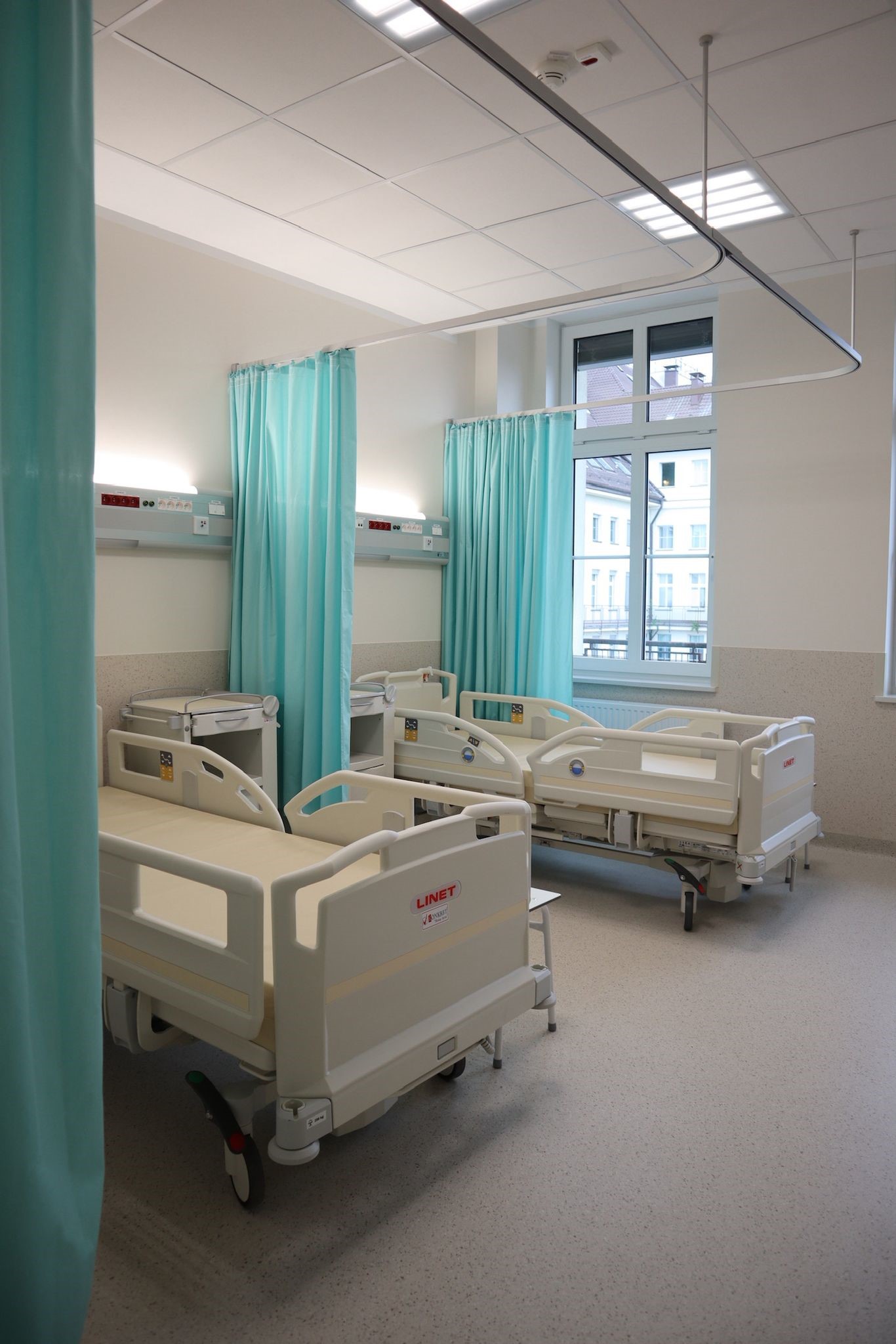 Budowa Uniwersyteckiego Ponadregionalnego Centrum Chirurgii Głowy i Szyi - zadanie nr 6 czerwiec 2025 r.