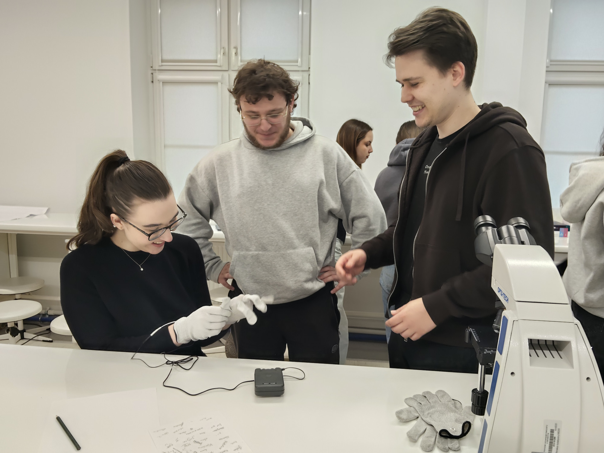 Fizjologiczne i funkcjonalne aspekty starzenia – warsztaty z użyciem symulatorów geriatrycznych dla studentów pielęgniarstwa