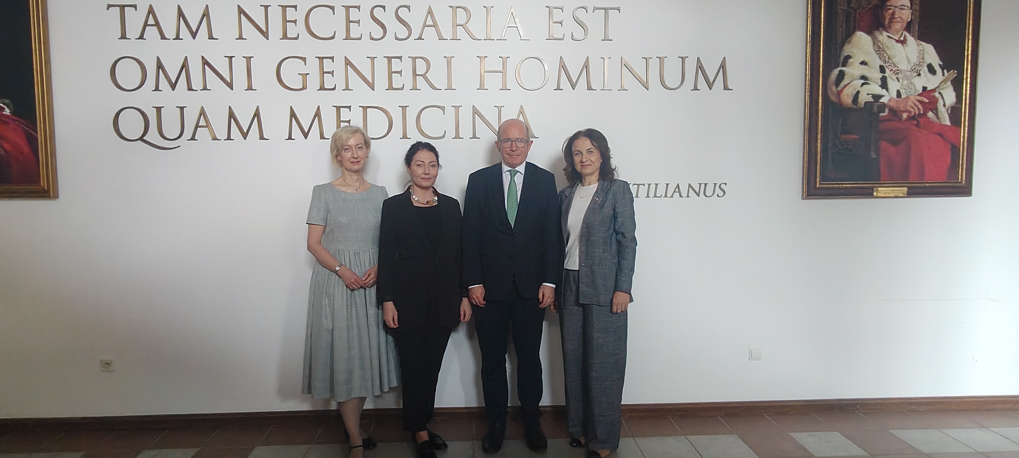 Ambasador Irlandii w PUM