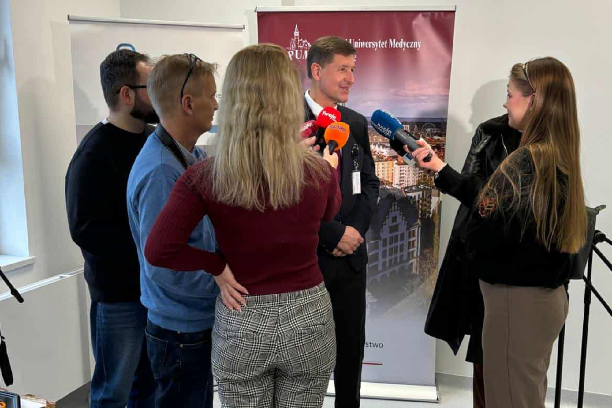 Otwarcie Zakładu Diagnostyki Laboratoryjnej, Banku Krwi oraz Pracowni HLA i Pracowni Immunologicznej USK nr 2 w Szczecinie.