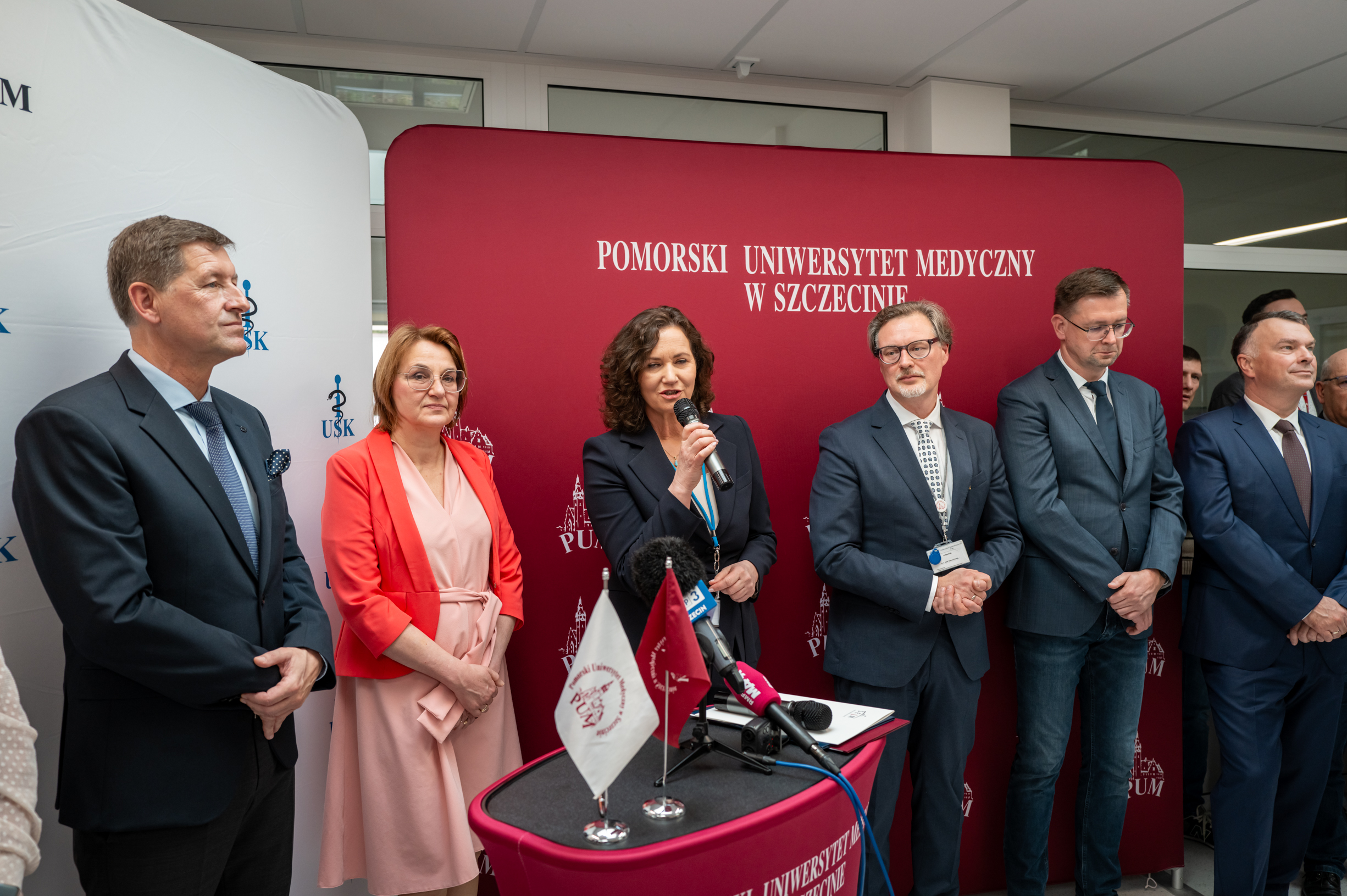 Szczecin z Ponadregionalnym Ośrodkiem Żywienia Pozajelitowego i Dojelitowego dla Dzieci z Kliniką Pediatrii, Żywienia i Gastroenterologii Dziecięcej