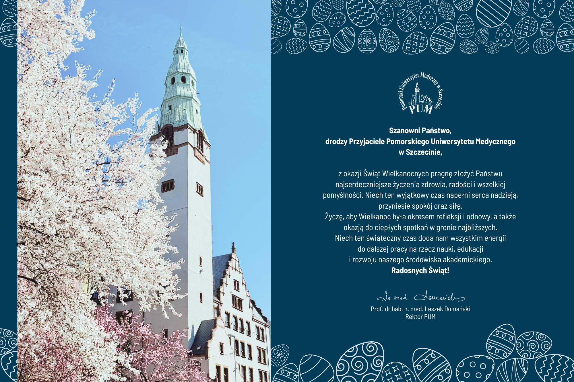 granatowa grafika przedstawiająca życzenia wielkanocne, narysowane jajka, z lewej strony budynek rektoratu PUM