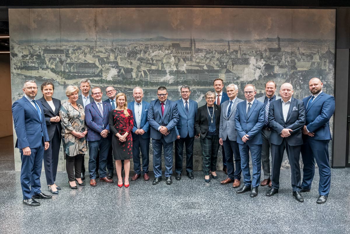 Temat numer 1 - ewaluacja