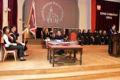 Czapki w górę - uroczystość Absolutoryjna Wydziału Nauk o Zdrowiu PUM