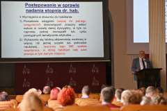 Wykład prof. Grzegorza Węgrzyna przyciągnął liczne grono słuchaczy