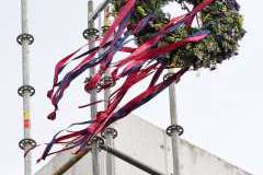 zawieszona wiecha na budynku