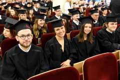 Czapki w górę! – absolwenci kierunku lekarskiego