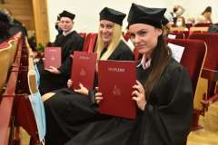 Doktorzy i doktorzy habilitowani z dyplomami PUM