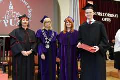 Absolutorium studentów Programu Anglojęzycznego Wydziału Medycyny i Stomatologii w roku akademickim 2023/24