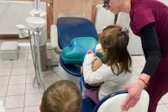 Edukacyjne spotkanie w Katedrze i Zakładzie Stomatologii Zachowawczej i Endodoncji