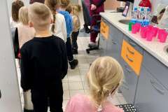 Edukacyjne spotkanie w Katedrze i Zakładzie Stomatologii Zachowawczej i Endodoncji