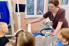 Edukacyjne spotkanie w Katedrze i Zakładzie Stomatologii Zachowawczej i Endodoncji