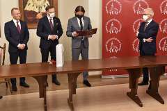 Odznaka honorowa Ministra Zdrowia 02