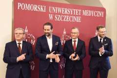 Nagrody Ministra Zdrowia dla profesorów PUM