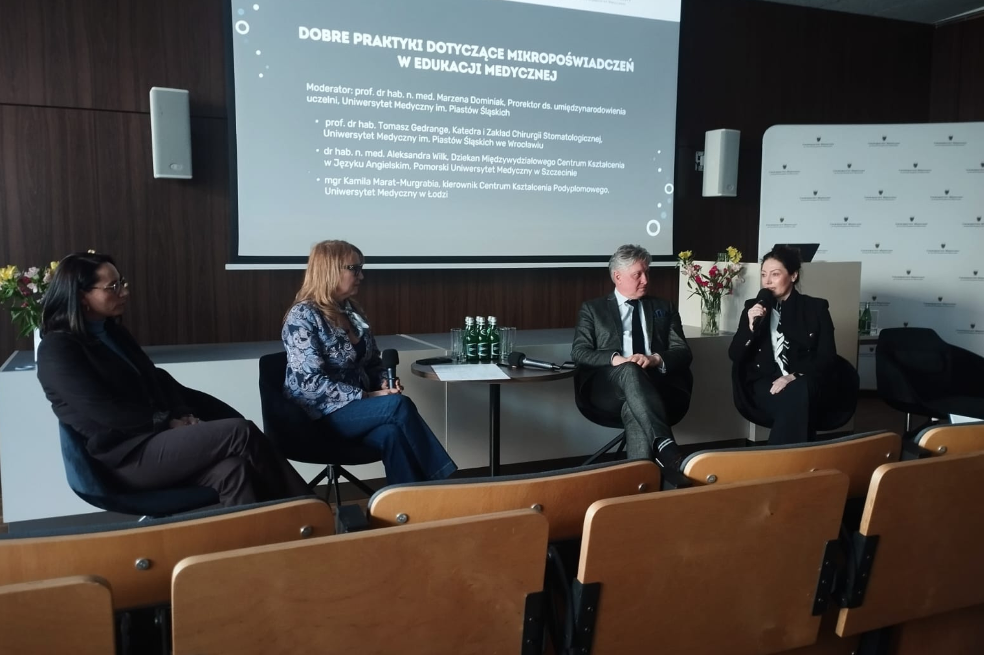 Przedstawicielki PUM na konferencji o mikropoświadczeniach w edukacji medycznej we Wrocławiu