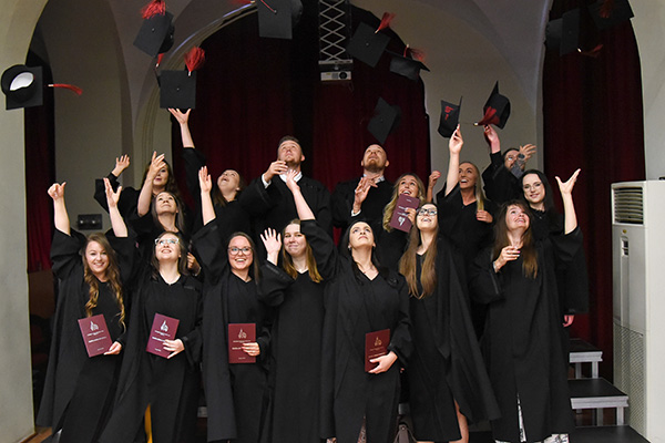 Absolwenci WFBMiML ruszają w świat