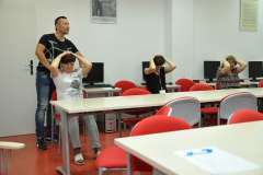 Szkoła pleców w bibliotece