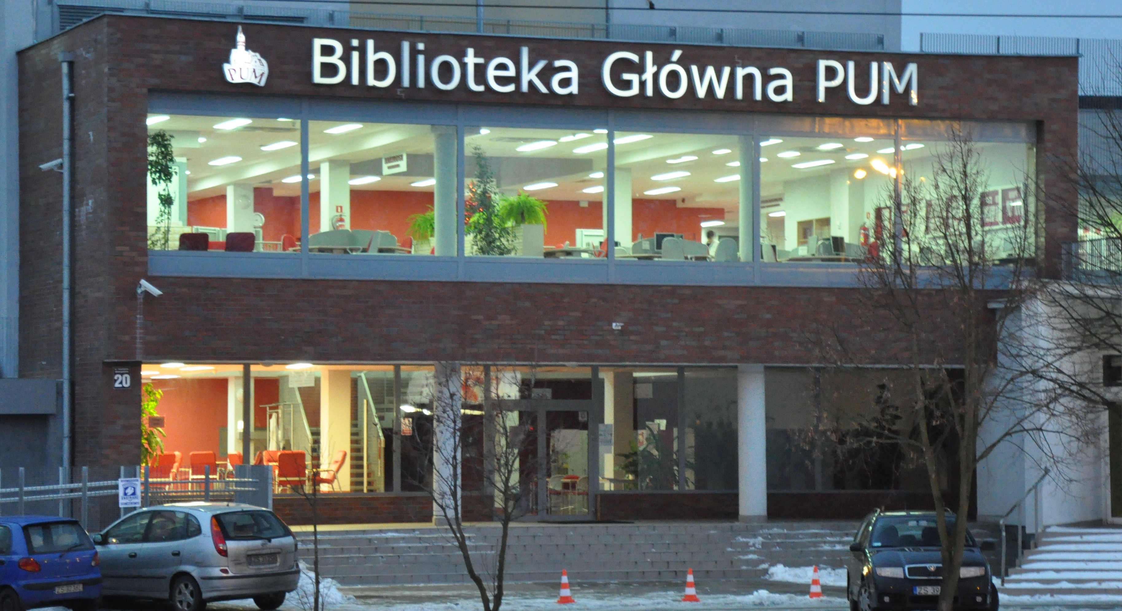 Biblioteka Główna PUM