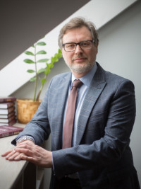 dr hab. n. med. Konrad Jarosz